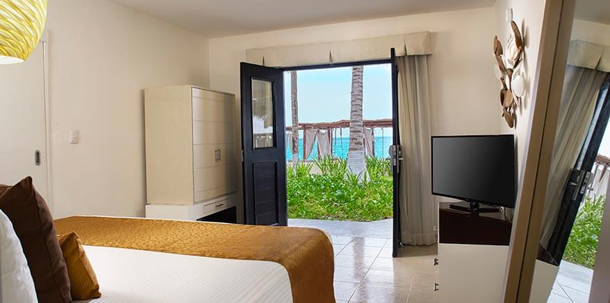 Deluxe Ocean View Room at Desire Cancun